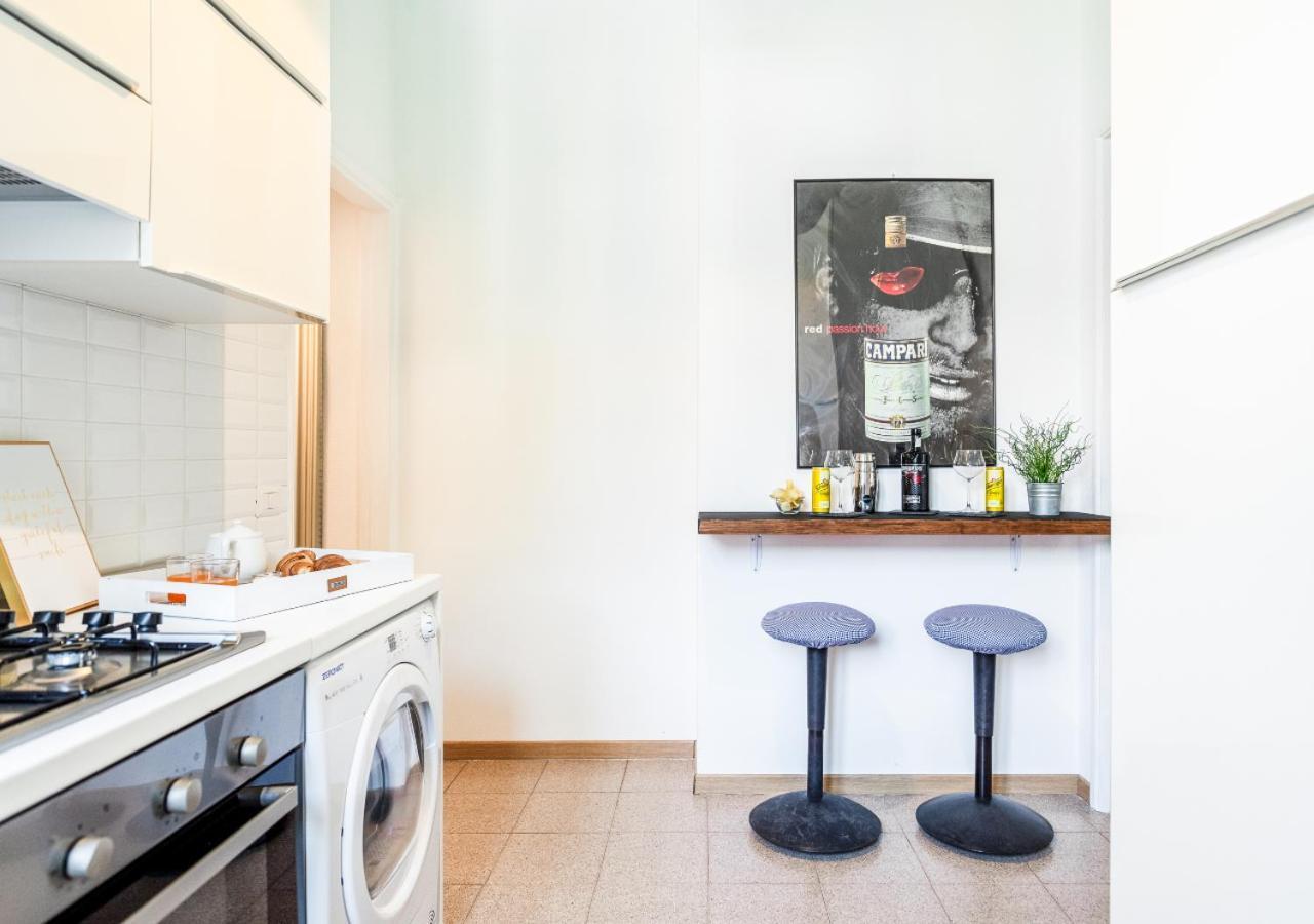 Milanese Elegance - 15 Minutes Duomo Apartment Екстериор снимка